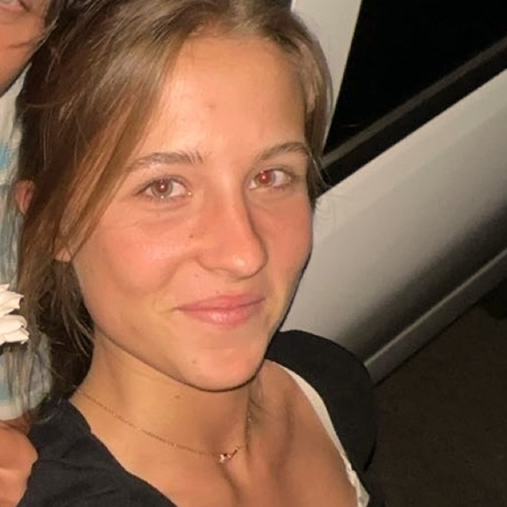 Meet your Posher, Naomi